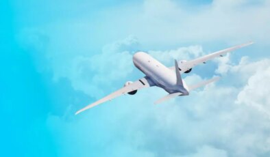 Endonezya’da içinde 10 kişinin bulunduğu uçak kayboldu