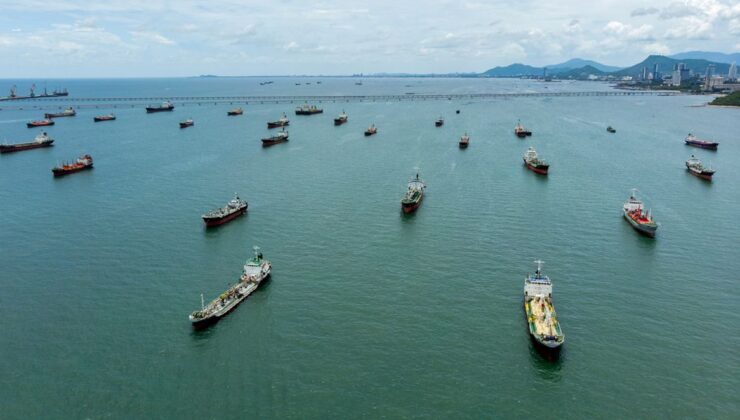 Hindistan’a ait LPG tankerleri Hürmüz Boğazı’ndan geçti