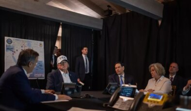 Trump İran saldırısını komuta merkezinden anbean takip etti