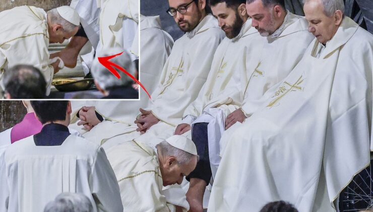 Papa Leo, 12 rahibin ayaklarını yıkayıp öptü