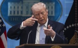 Trump İran’dan sonra hedefteki ülkeyi açıkladı: Vakit kaybetmeden ele geçireceğiz