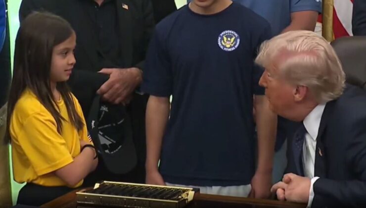 Trump küçük kızın boyuyla dalga geçti: Bu boyla smaç atabiliyor musun?