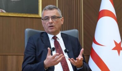 KKTC Cumhurbaşkanı Tufan Erhürman, rahatsızlanarak hastaneye kaldırıldı