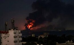 Yemen’in Hudeyde kentinde şiddetli patlamalar meydana geldi