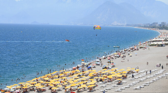 Paralı plajlar yabancı turisti kaçırır mı?