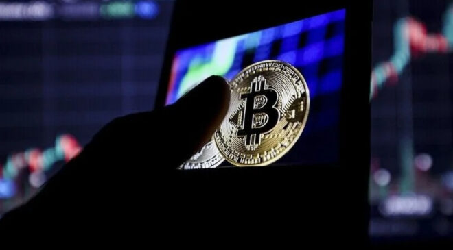 Bitcoin, ETF girişleri ve makroekonomik gelişmelerle 8 ayın en yüksek seviyesine çıktı