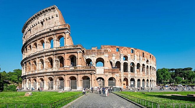 Roma’nın simgesi Kolezyum’da acı olay! 10 metreden düşen genç işçi hayatını kaybetti