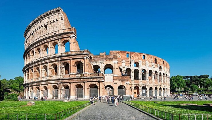 Roma’nın simgesi Kolezyum’da acı olay! 10 metreden düşen genç işçi hayatını kaybetti