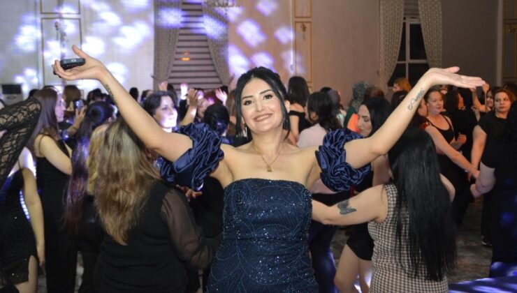 Kadınlar Eğlenceye Doyacak