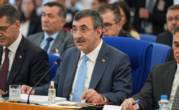 Cevdet Yılmaz: Yatırımcı ile manipülatörü birbirine karıştırmayacağız