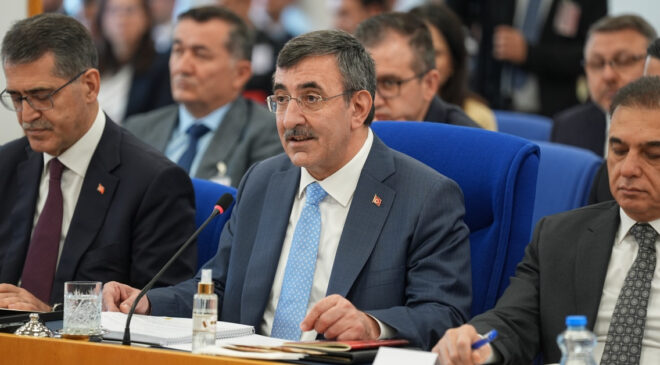 Cevdet Yılmaz: Yatırımcı ile manipülatörü birbirine karıştırmayacağız