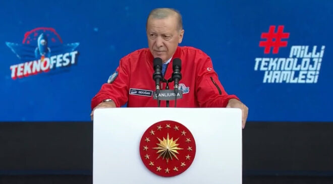 Cumhurbaşkanı Erdoğan TEKNOFEST’te: “Türkiye’nin geleceği emin ellerde